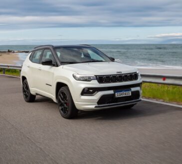 Jeep® Compass líder de vendas em abril