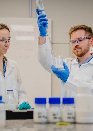 nanotecnologia da NIONE amplia presença no Brasil em parceria com Nanopoxy