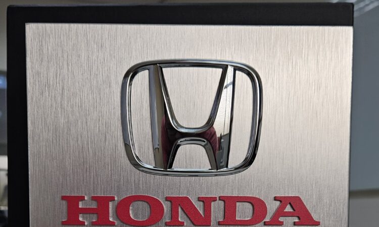 ZF é reconhecida por Honda e Toyota pela excelência em qualidade, entrega e logística