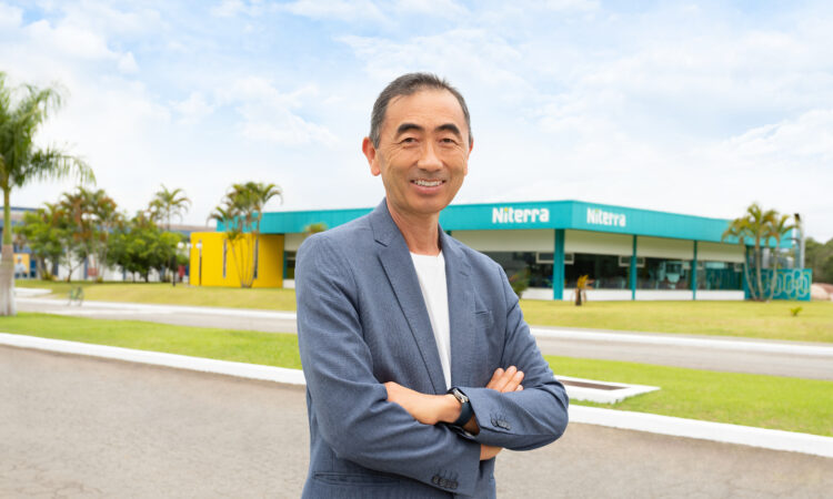 Niterra tem nova liderança no Brasil; Toshitaka Honda é o diretor-presidente e Eduardo Tsukahara o diretor co-presidente
