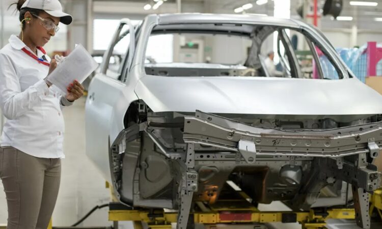 Presença Feminina na Indústria Automotiva Atinge Melhor Patamar dos Últimos Sete Anos