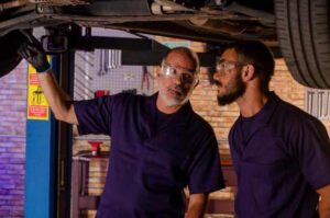 Ruídos no sistema de suspensão podem ter várias origens