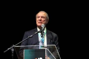 CONAREM apresenta cenário da descarbonização da mobilidade no Brasil